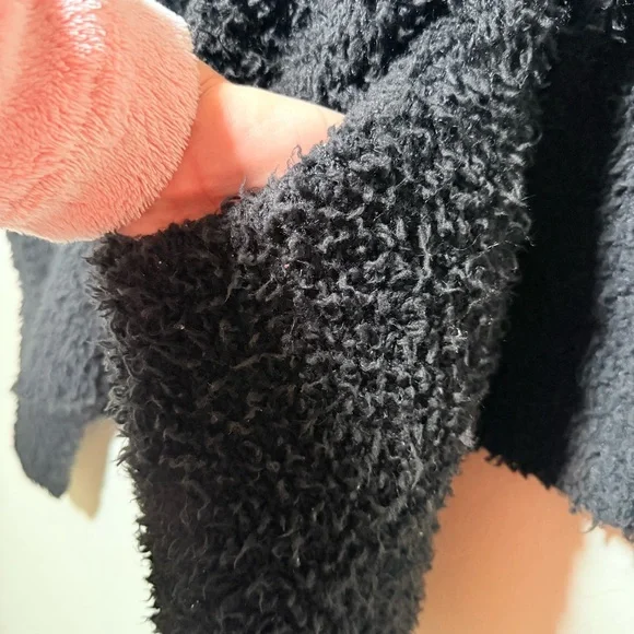 Double Zero Fuzzy Black Cardigan - Picture 3 of 6